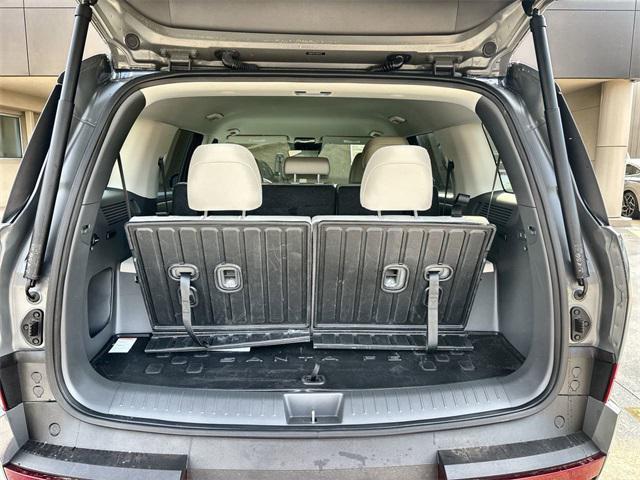 Photo of 2025 Hampton Gray Hyundai SANTA FE