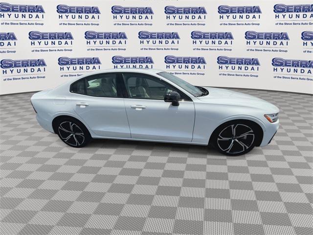 Photo of 2024 Crystal White Metallic Volvo S60