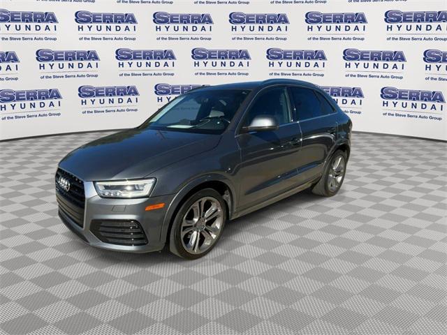 Photo of 2017 Monsoon Gray Metallic Audi Q3