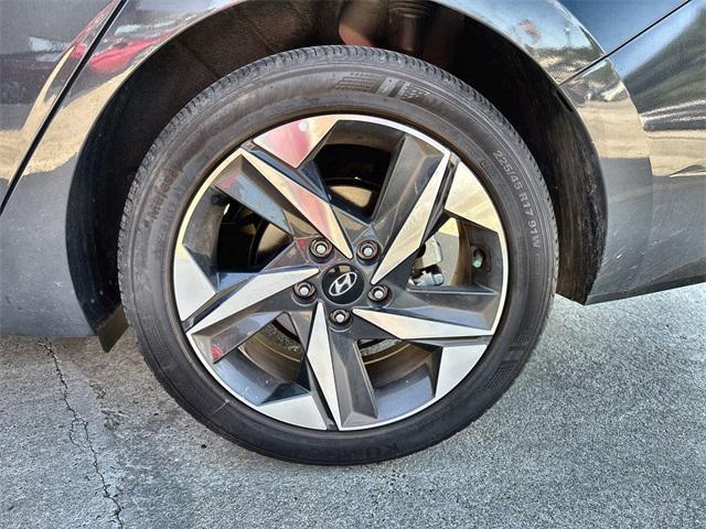 Photo of 2023 Ecotronic Gray Hyundai ELANTRA