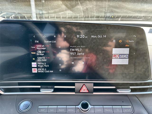 Photo of 2023 Ecotronic Gray Hyundai ELANTRA