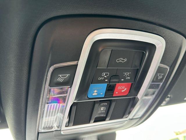 Photo of 2025 Billet Silver Metallic Clearcoat RAM 1500