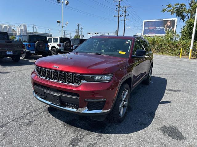 Photo of 2021 Velvet Red Pearlcoat Jeep Grand Cherokee L