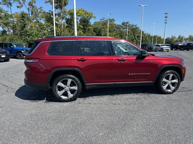 Photo of 2021 Velvet Red Pearlcoat Jeep Grand Cherokee L