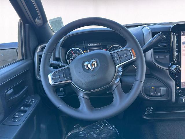 Photo of 2025 Diamond Black Crystal Pearlcoat RAM 2500