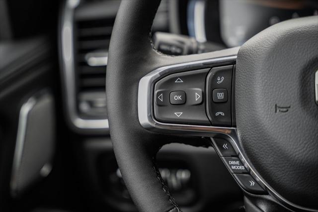 Photo of 2026 Diamond Black Crystal Pearlcoat RAM 1500