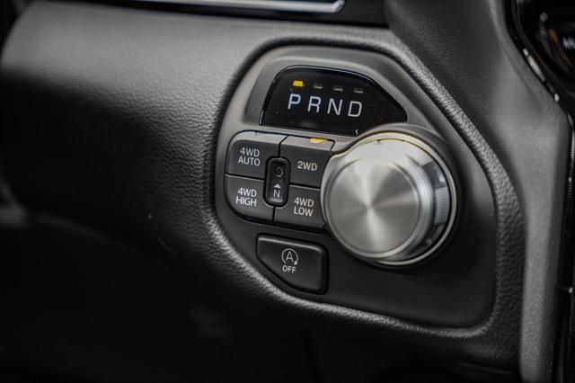 Photo of 2026 Diamond Black Crystal Pearlcoat RAM 1500