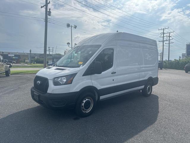 Photo of 2023 Oxford White Ford Transit-250