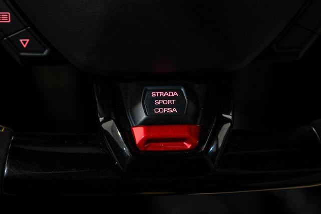 Photo of 2018 Giallo Horus Matt - AD PERSONAM Lamborghini Huracan