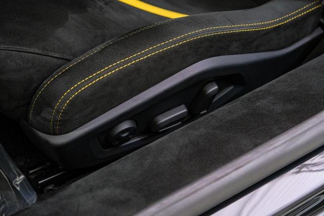 Photo of 2018 Giallo Horus Matt - AD PERSONAM Lamborghini Huracan