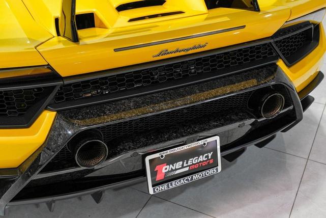 Photo of 2018 Giallo Horus Matt - AD PERSONAM Lamborghini Huracan