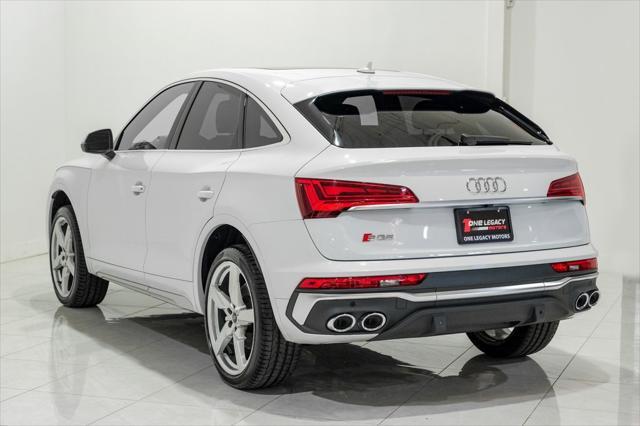 Photo of 2022 Glacier White Audi SQ5