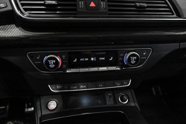 Photo of 2022 Glacier White Audi SQ5