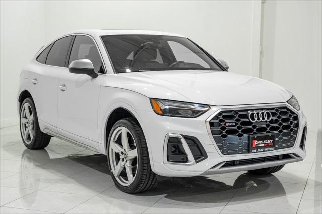 Photo of 2022 Glacier White Audi SQ5