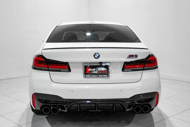 Photo of 2023 Alpine White BMW M5