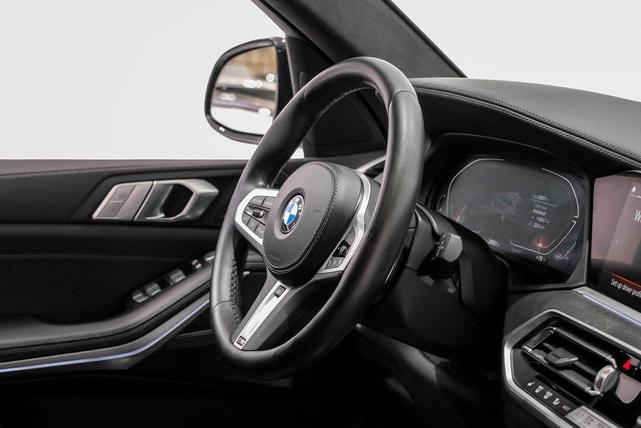 Photo of 2022 Dravit Grey Metallic BMW X7