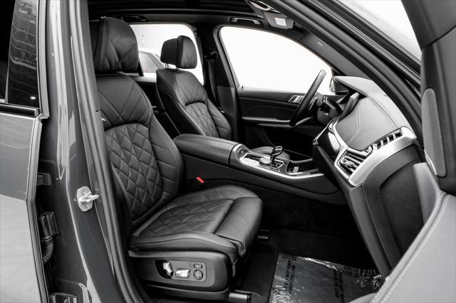 Photo of 2023 Dravit Grey Metallic BMW X5