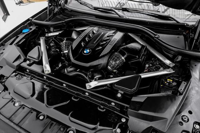 Photo of 2023 Dravit Grey Metallic BMW X5
