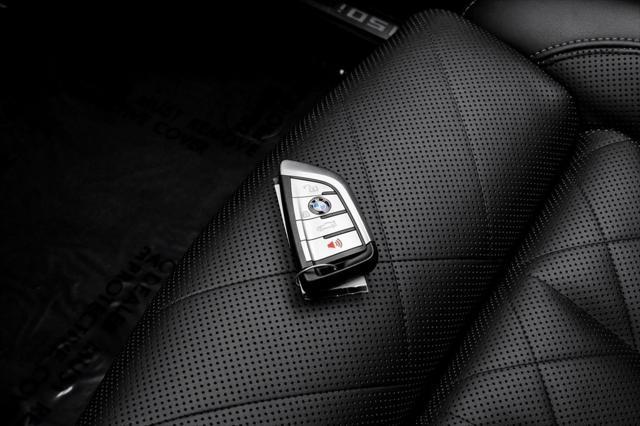 Photo of 2023 Dravit Grey Metallic BMW X5