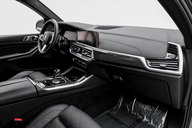 Photo of 2023 Dravit Grey Metallic BMW X5