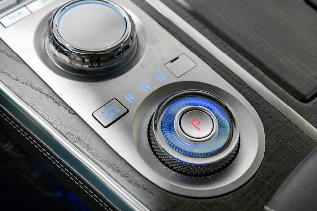 Photo of 2024 Vik Black Genesis GV80