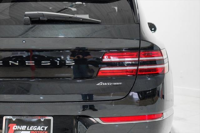 Photo of 2024 Vik Black Genesis GV80