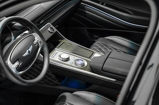 Photo of 2024 Vik Black Genesis GV80