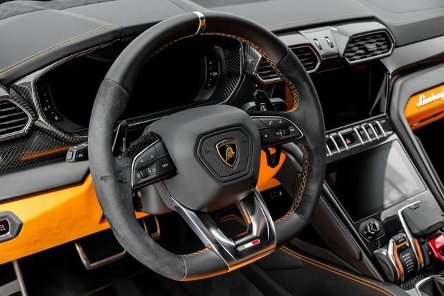 Photo of 2022 Blu Cepheus Metallic Lamborghini Urus