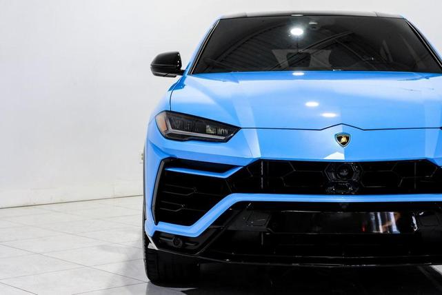 Photo of 2022 Blu Cepheus Metallic Lamborghini Urus
