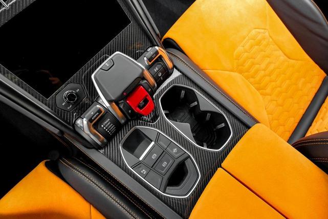 Photo of 2022 Blu Cepheus Metallic Lamborghini Urus