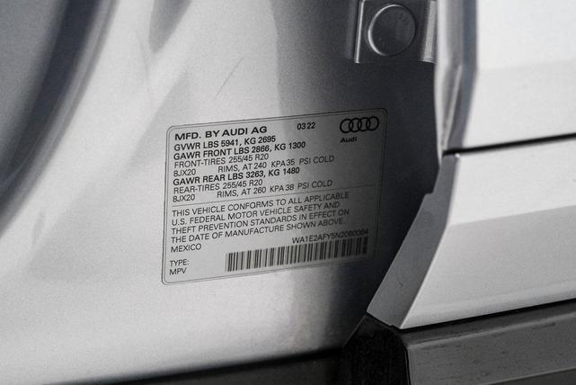 Photo of 2022 Silver Metallic Audi Q5 e