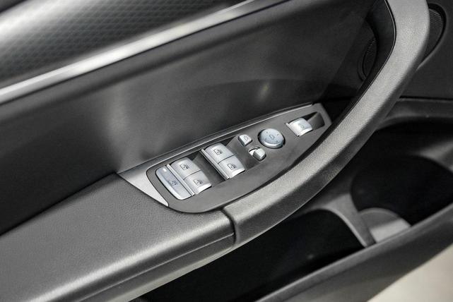 Photo of 2022 Dark Graphite Metallic BMW X4