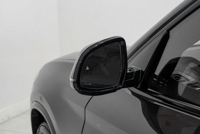 Photo of 2022 Dark Graphite Metallic BMW X4