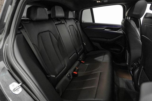 Photo of 2022 Dark Graphite Metallic BMW X4