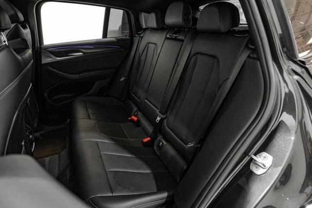 Photo of 2022 Dark Graphite Metallic BMW X4