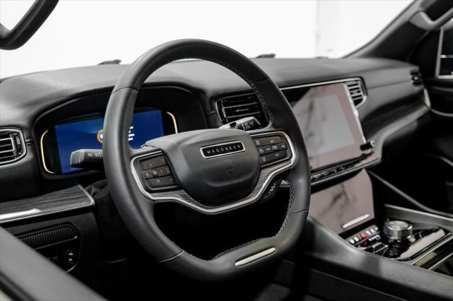 Photo of 2023 Silver Zynith Jeep Wagoneer