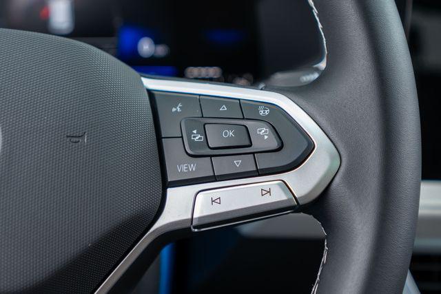 Photo of 2025 Deep Black Pearl Volkswagen Taos