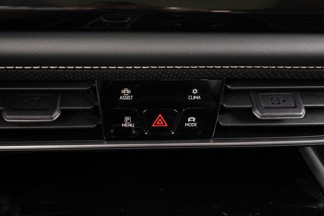 Photo of 2025 Avocado Green Pearl Volkswagen Atlas