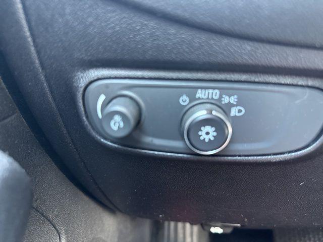 Photo of 2019 Sandy Ridge Metallic Chevrolet Equinox
