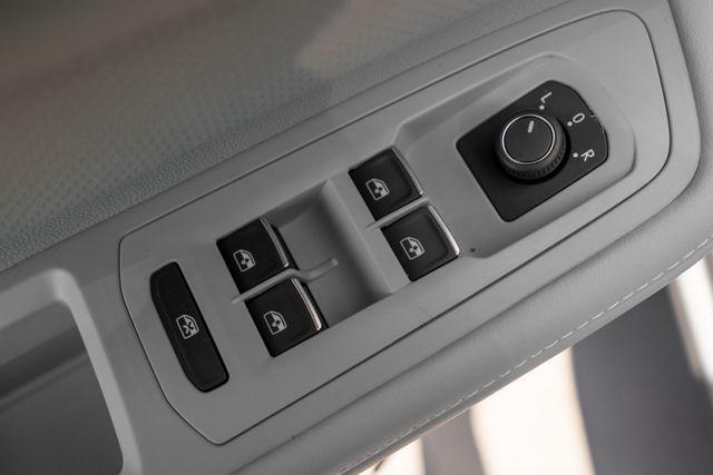 Photo of 2025 Silver Mist Metallic Volkswagen Atlas