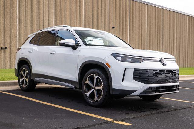Photo of 2025 Pure White Volkswagen Tiguan