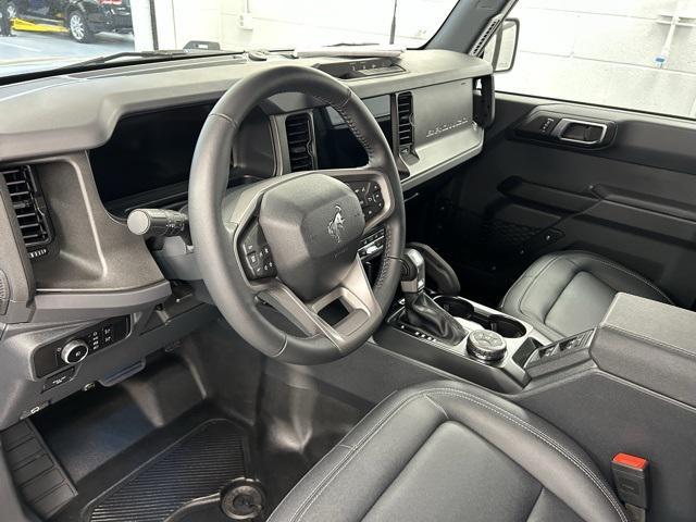 Photo of 2025 Gray Metallic Ford Bronco