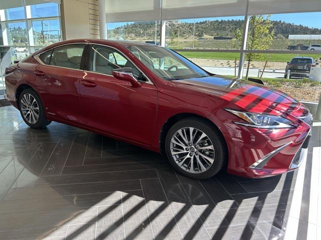 2021 Lexus Es 300h