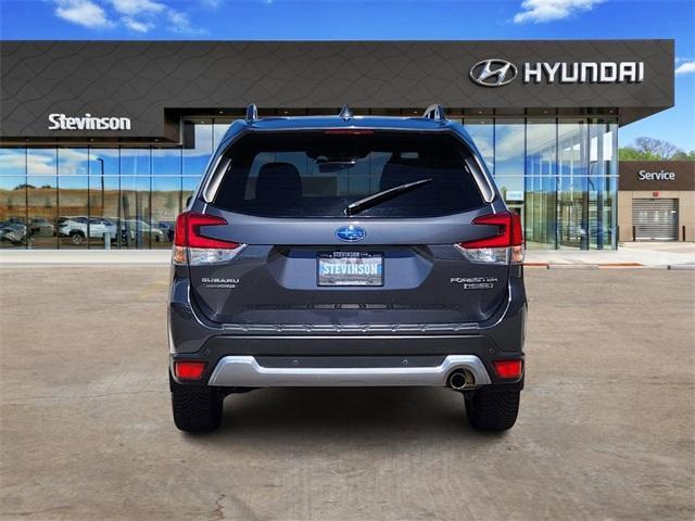 Photo of 2021 Magnetite Gray Metallic Subaru Forester