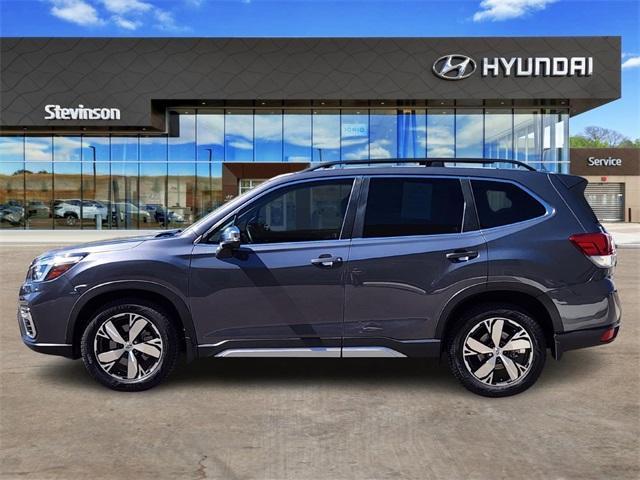 Photo of 2021 Magnetite Gray Metallic Subaru Forester