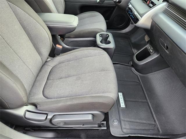 Photo of 2024 Gray Hyundai IONIQ 5