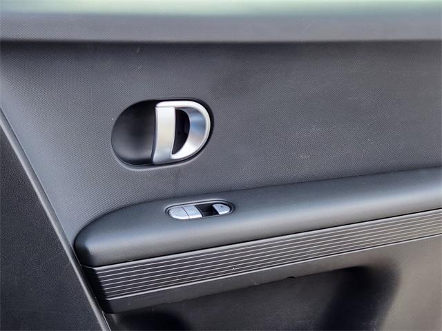 Photo of 2024 Gray Hyundai IONIQ 5