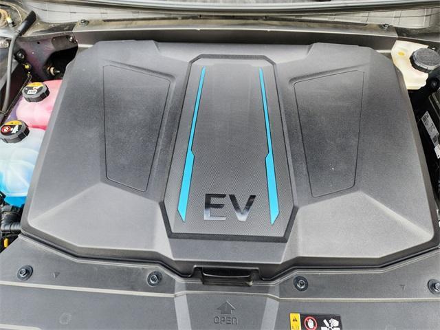 Photo of 2024 Gray Hyundai IONIQ 5