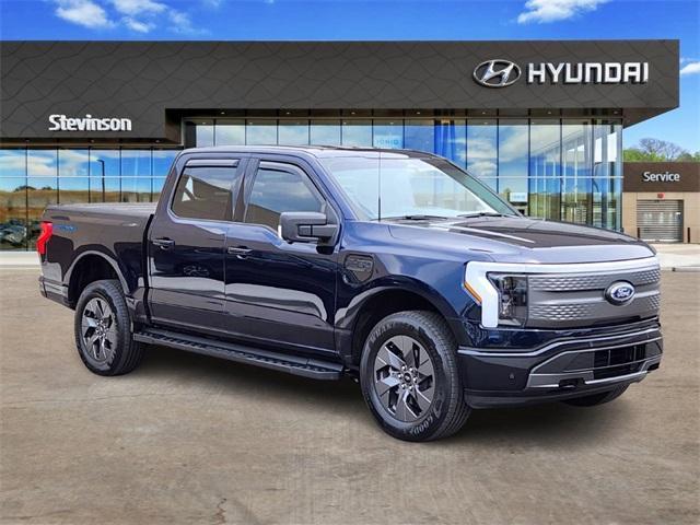 Photo of 2023 Antimatter Blue Metallic Ford F-150 Lightning