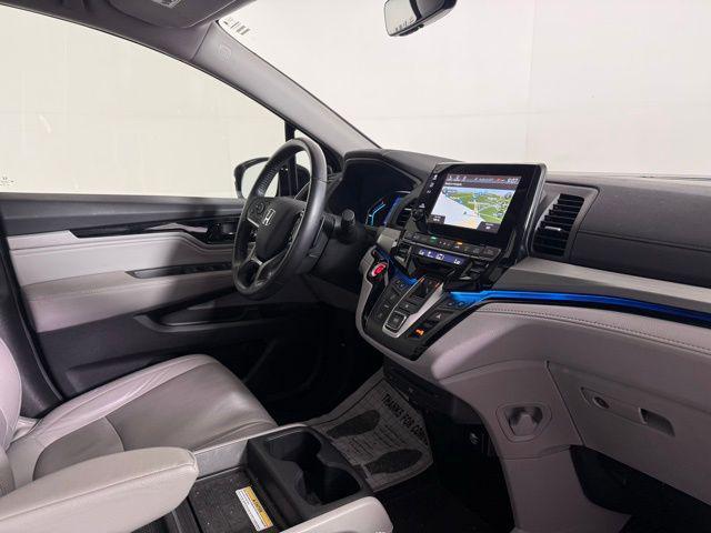 Photo of 2019 Lunar Silver Metallic Honda Odyssey